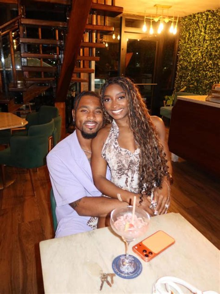 Jonathan Owens and Simone Biles