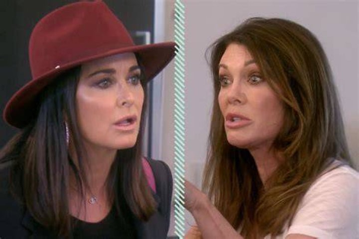 Kyle Richards Lisa Vanderpump Lisa Rinna